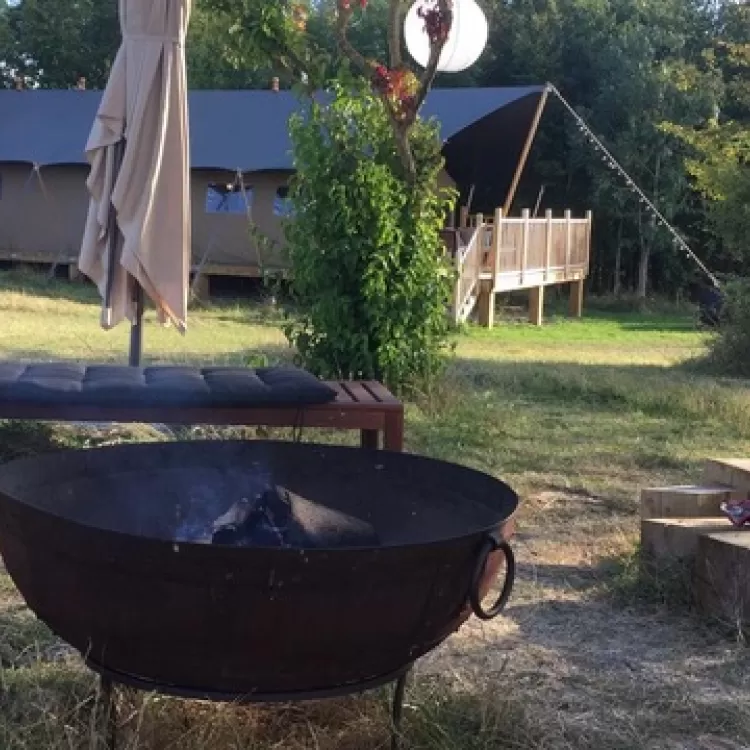 Fire Pit Glamping in Marlow